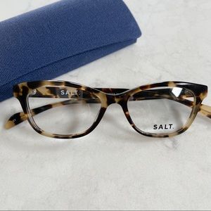 SALT Optics - Tish frames